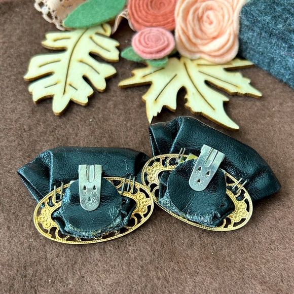 Vintage S.G.D’OR Black & Gold Shoe Clips - Picture 3 of 5